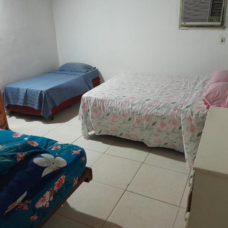 La Petite Maison Mariano Casa - Basic Triple Room with Shared Bathroom - 1