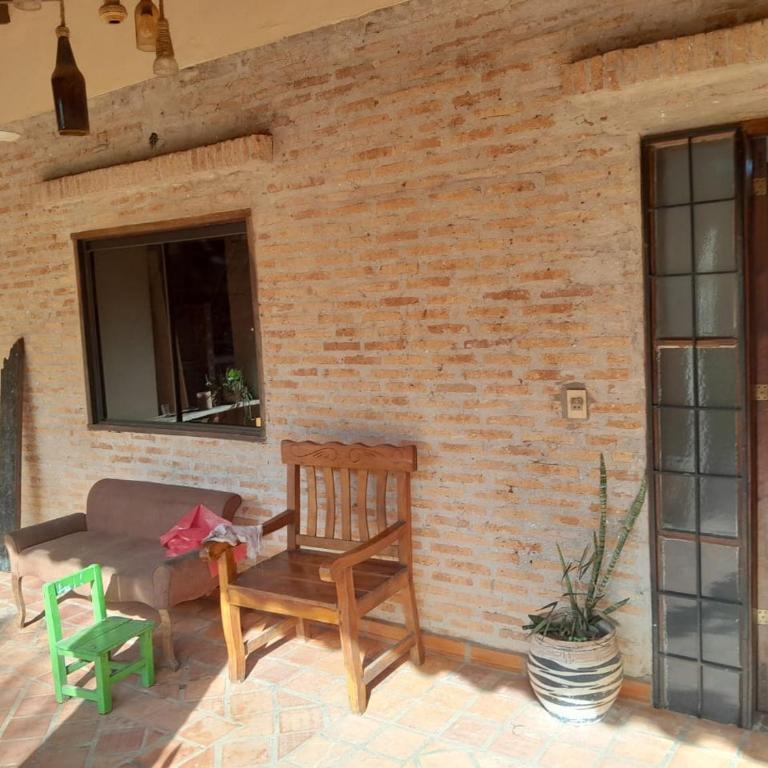 La Petite Maison Mariano Casa - Basic Triple Room with Shared Bathroom - 8
