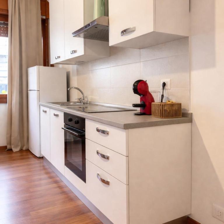 Appartamento Quartiere Isola - Appartamento con 2 Camere da Letto - 2