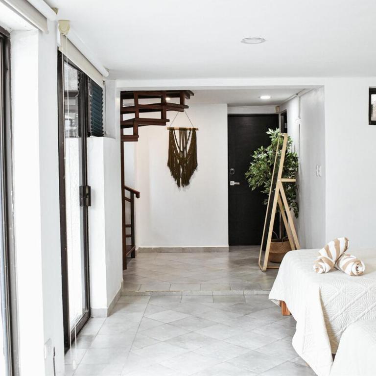 Family villa 3 min from the sea - Four-Bedroom House - 81