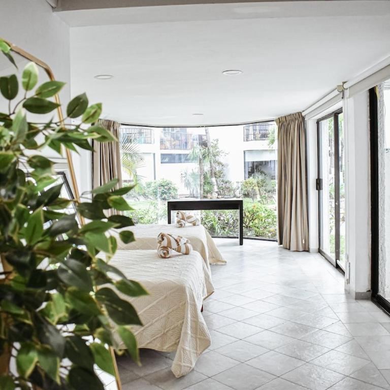 Family villa 3 min from the sea - Four-Bedroom House - 85