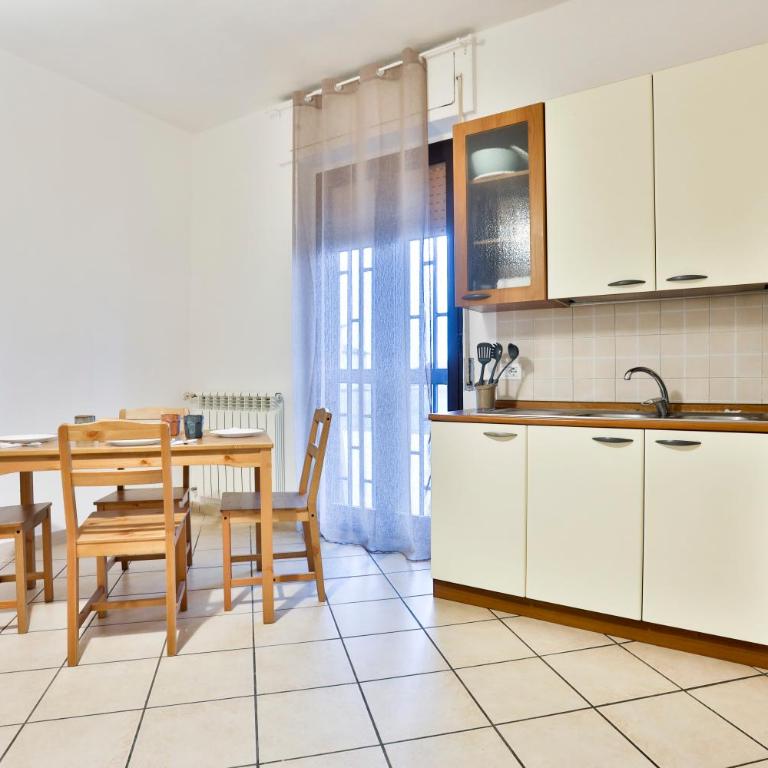 Hospital-ity pochi passi da PinetaGrande e Napoli - Appartamento con 2 Camere da Letto - 12