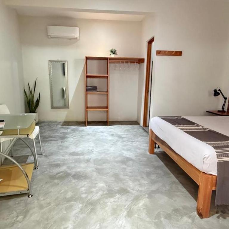 Casa Sixta a 7min del aeropuerto internacional PMX y 2 cuadras terminal autob ADO - Habitación Deluxe - 1 cama grande - 7
