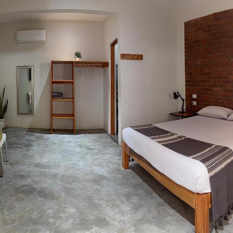 Casa Sixta a 7min del aeropuerto internacional PMX y 2 cuadras terminal autob ADO - Habitación Deluxe - 1 cama grande - 9