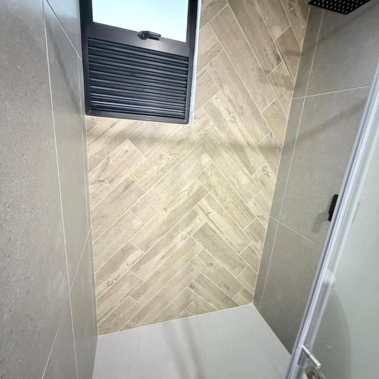 New studio, exceptional location with parking - Apartamento de 1 dormitorio - 27