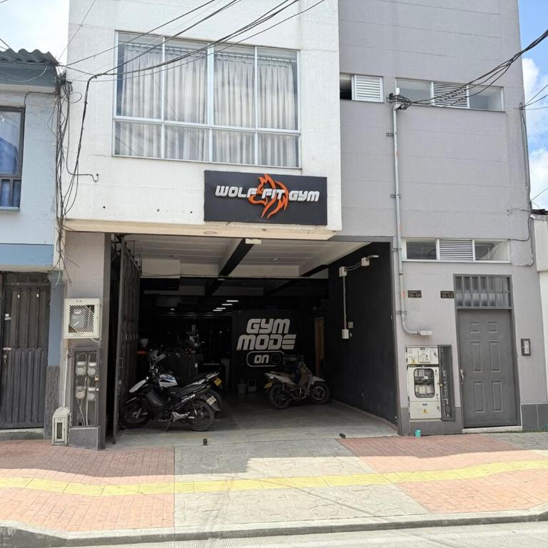New studio, exceptional location with parking - Apartamento de 1 dormitorio - 54
