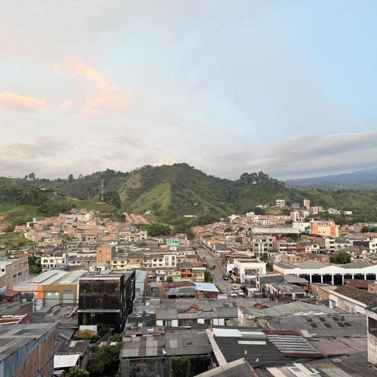 New studio, exceptional location with parking - Apartamento de 1 dormitorio - 55