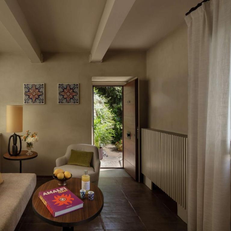 Anantara Convento di Amalfi Grand Hotel - Suite dell Eremita with Sea View Terrace and Jacuzzi - 5
