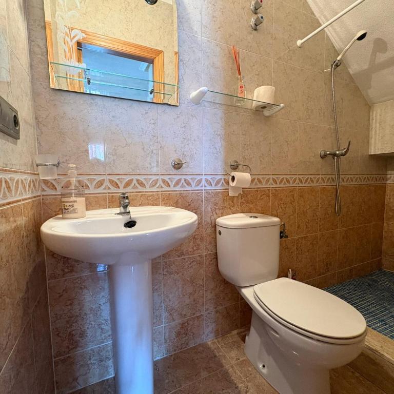 Casa de Paula - Two-Bedroom House - 10