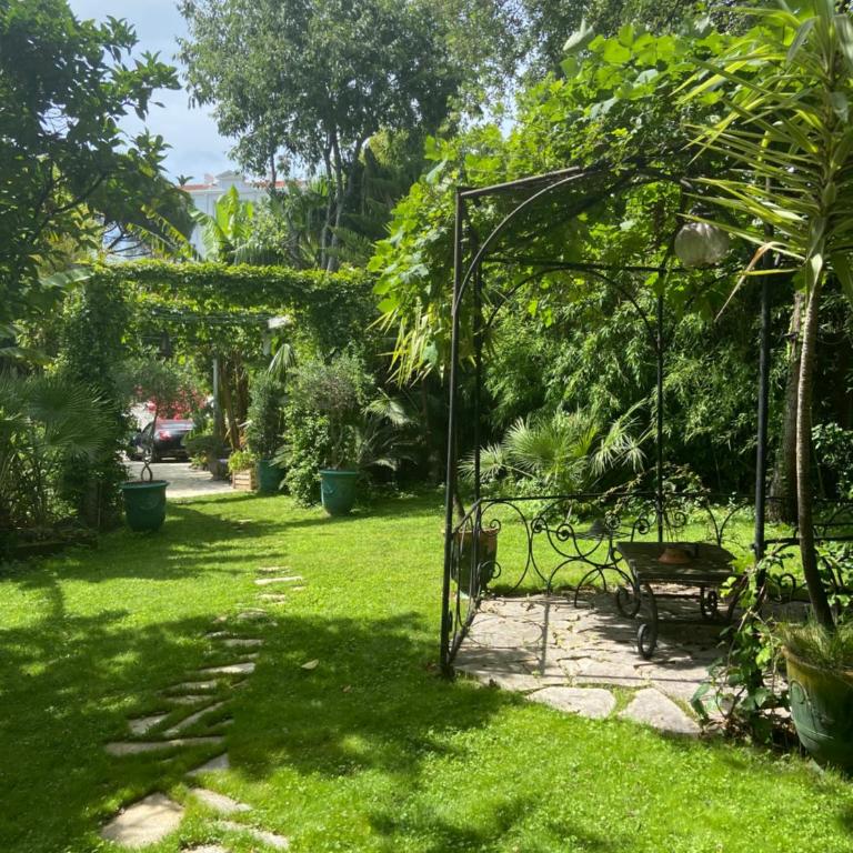 Cap d'Antibes 50m from the beach 3 bedrooms/Pool - Villa 3 Chambres - 46