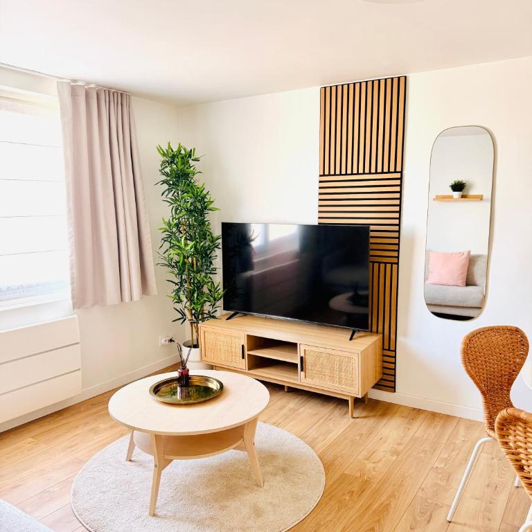 Le cocon Rémois - Near Station and City Center - Appartamento con 2 Camere da Letto - 12