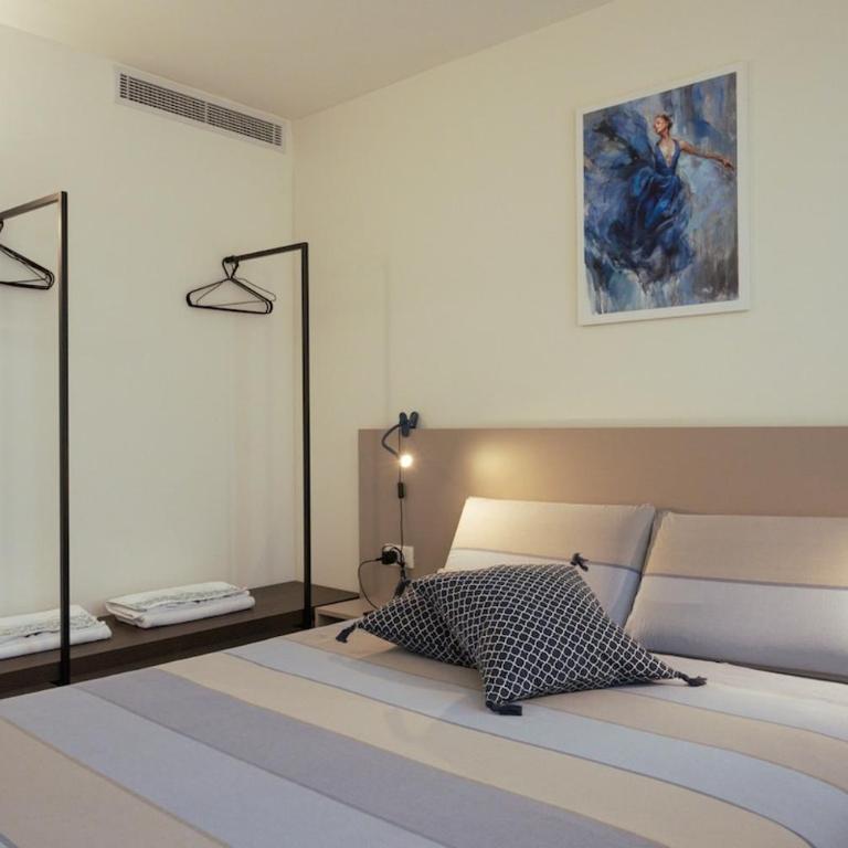 Residenza SubitoSanto "Gigliola" 9A - Bilocale con terrazzo esclusivo Cupola Basilica di Sant'Antonio- - Two-Bedroom Apartment - 4