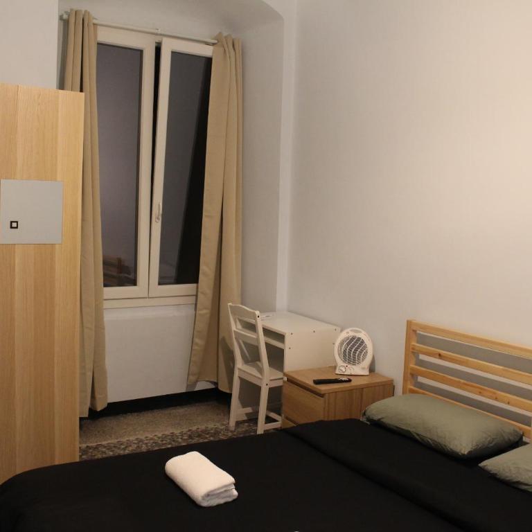 Uddin House - Camera Matrimoniale con Bagno Privato - 7