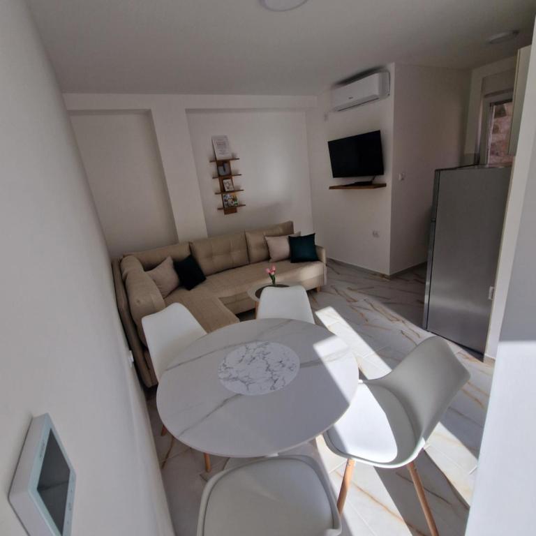 Trebisnjica - Deluks Apartman - 12