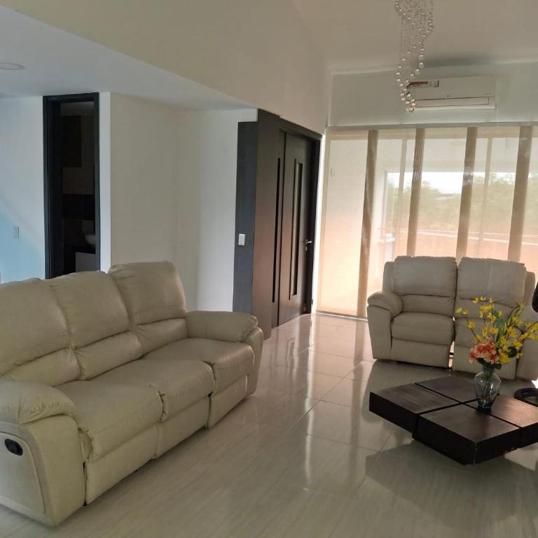 Central dúplex con aire más parking - Apartamento - 1