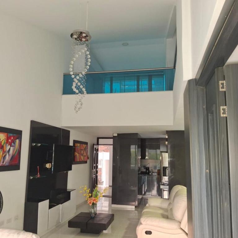 Central dúplex con aire más parking - Apartamento - 13