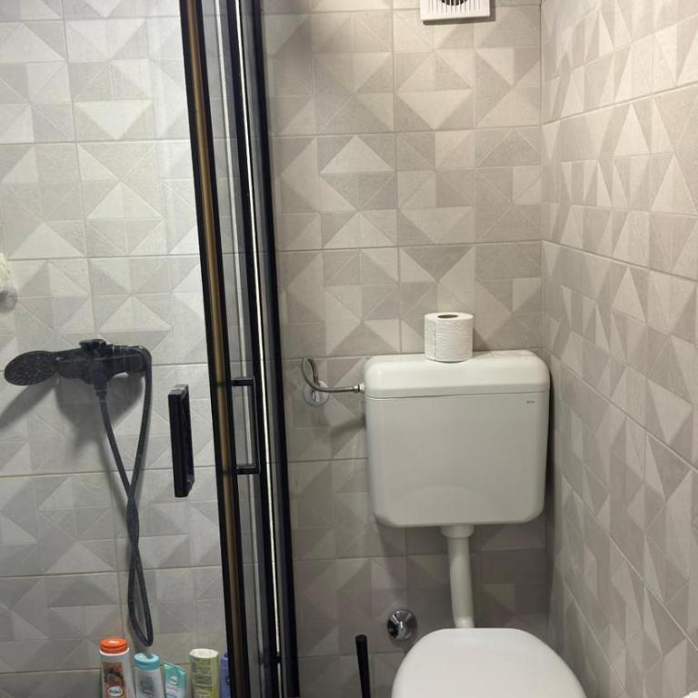 Suite 7 - Sarajevo centre with city views - Apartman sa 1 Spavaćom Sobom - 5