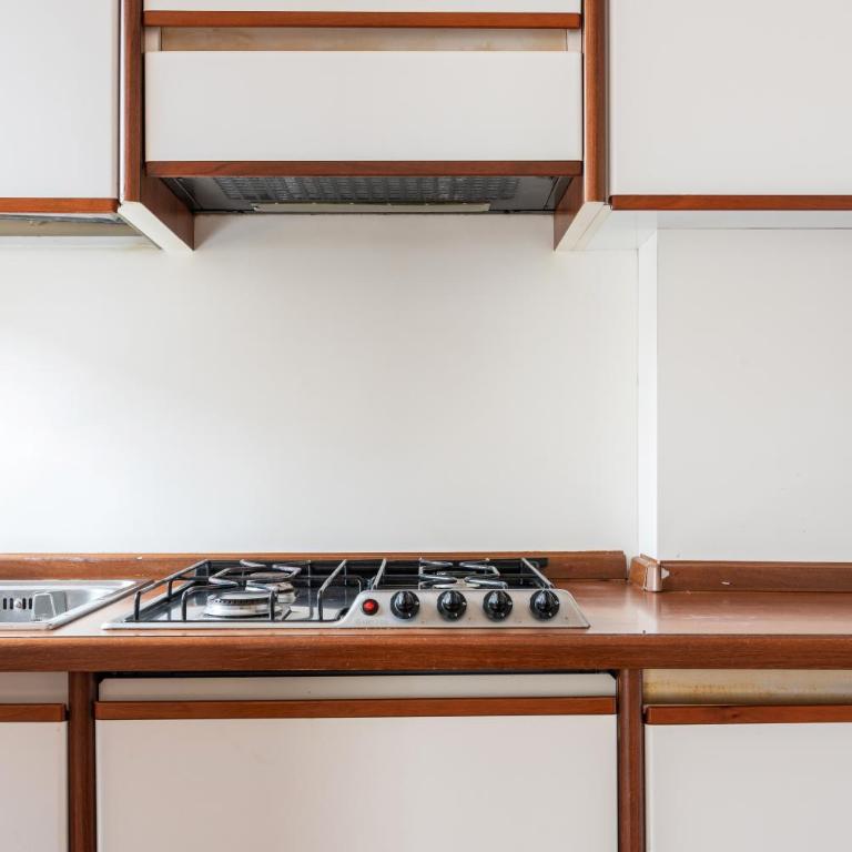 Bilocale accogliente e completo in via Stilicone - Appartamento con 1 Camera da Letto - 12