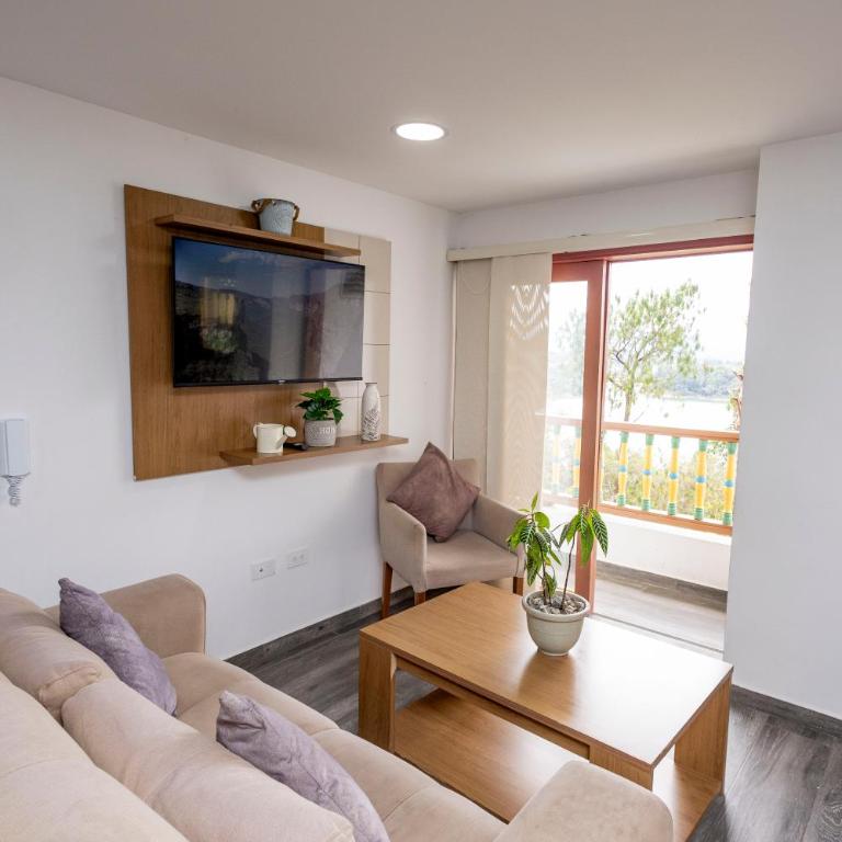 Loma Rent Home Guatape - Apartamento de 2 dormitorios - 17