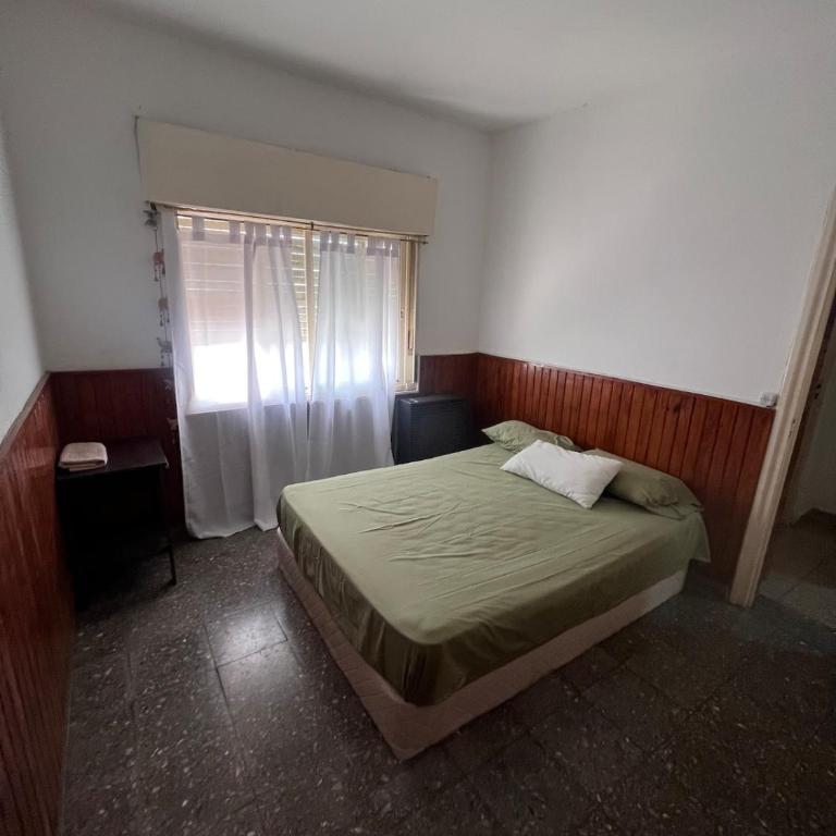 Casa completa hasta 9 personas, cochera, patio, parrilla, etc - Casa de 2 dormitorios - 9