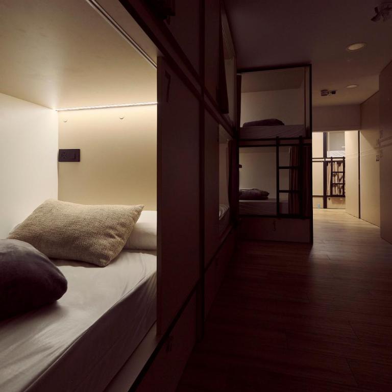 Albergue San Nicolás - Habitación compartida mixta de 10 camas - 6