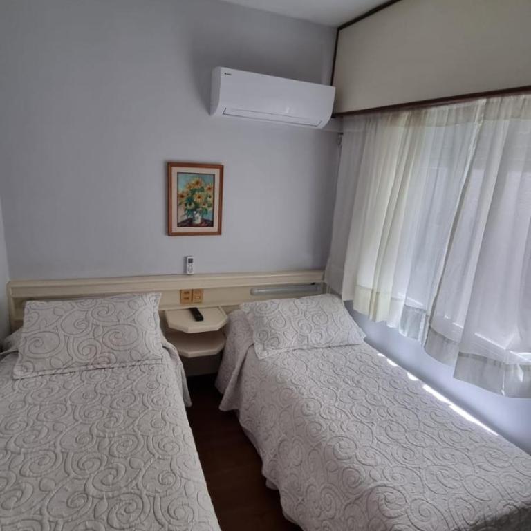 Hotel Italiano - Standard Quadruple Room - 3