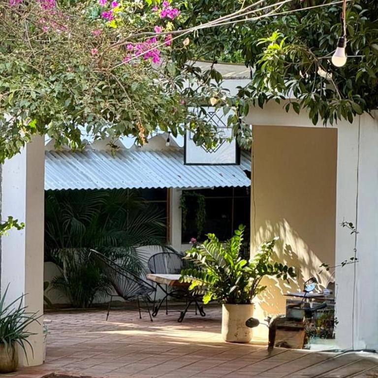 Casa Sixta a 7min del aeropuerto internacional PMX y 2 cuadras terminal autob ADO - Habitación Deluxe - 1 cama grande - 4
