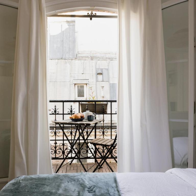 Elegant Sunlit Flat with Balcony near Parc Monceau - B94 - Appartement 1 Chambre - 12