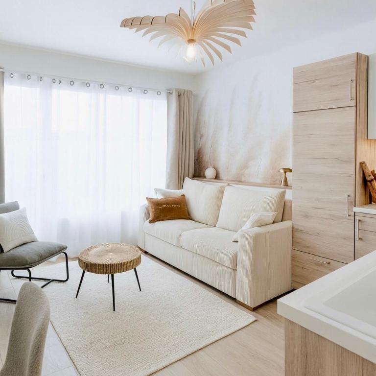 Sweet Home - Cocon élégant, balcon, vue montagnes & parking privé - One-Bedroom Apartment - 2