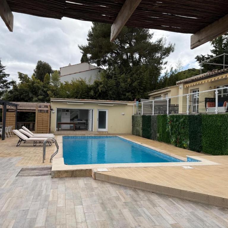 Villa avec piscine à Super Cannes - Villa - 23