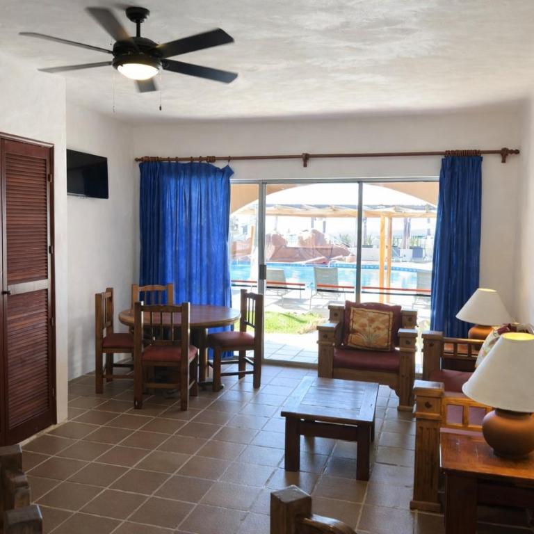 Hotel Quijote Inn - Suite de un dormitorio con cocina americana - 8