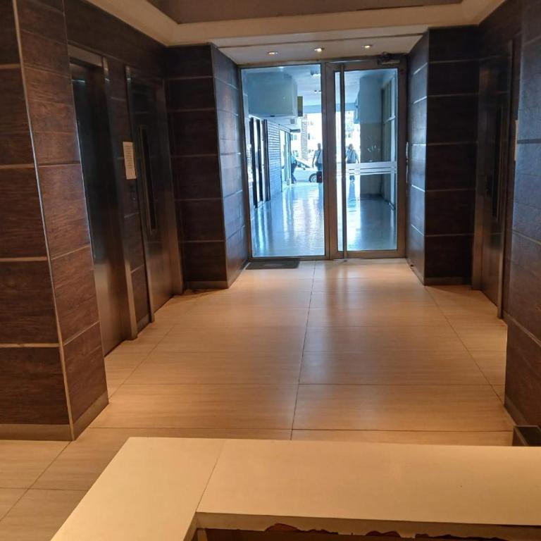 2 ambientes CENTRO,CASINO,y PLAYA, Cochera OPCIONAL en edificio, 3Y4 pers 150MTS DEL MAR - Apartamento Deluxe de 1 dormitorio - 2