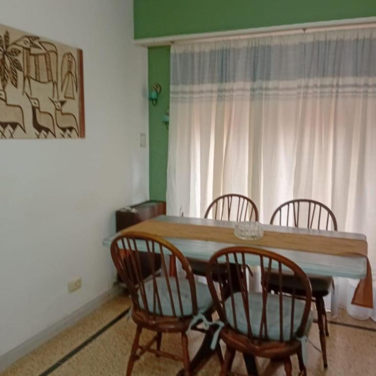 2 ambientes CENTRO,CASINO,y PLAYA, Cochera OPCIONAL en edificio, 3Y4 pers 150MTS DEL MAR - Apartamento Deluxe de 1 dormitorio - 4