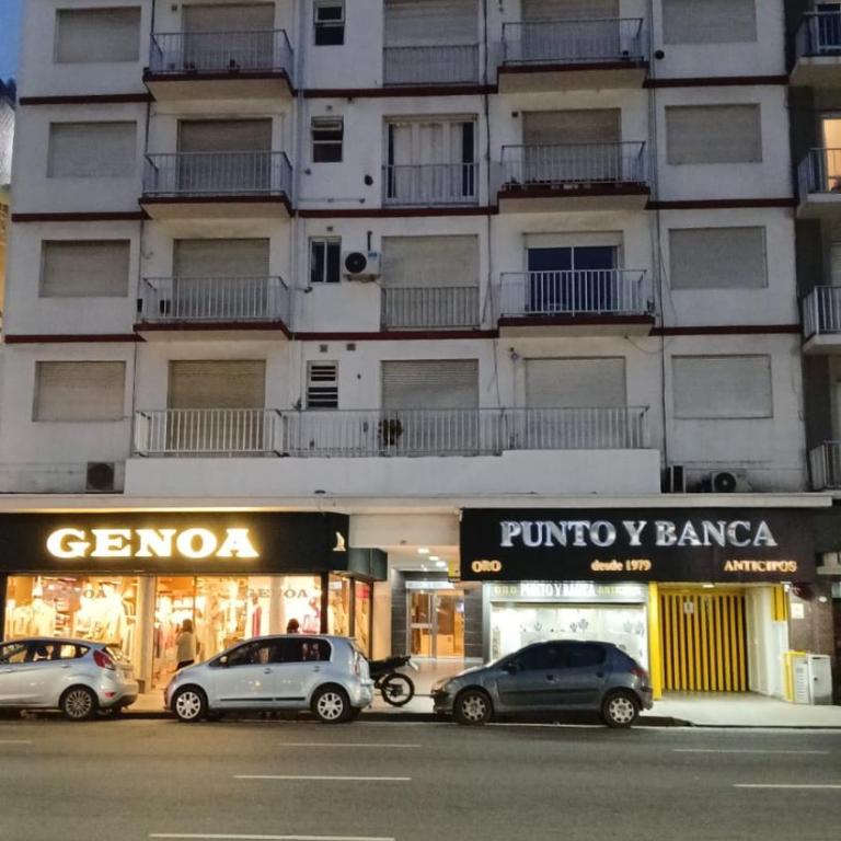 2 ambientes CENTRO,CASINO,y PLAYA, Cochera OPCIONAL en edificio, 3Y4 pers 150MTS DEL MAR - Apartamento Deluxe de 1 dormitorio - 1
