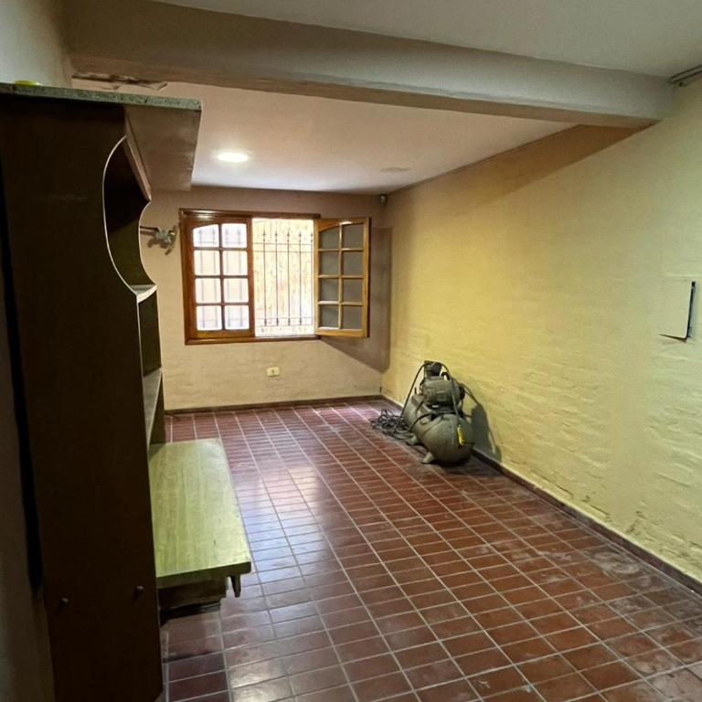 Casa privada con parque extenso, pileta, quincho, parilla y fogon - Casa de 2 dormitorios - 3