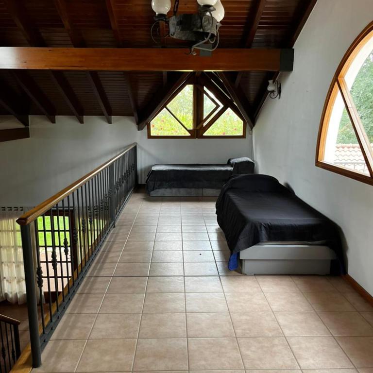 Casa privada con parque extenso, pileta, quincho, parilla y fogon - Casa de 2 dormitorios - 8