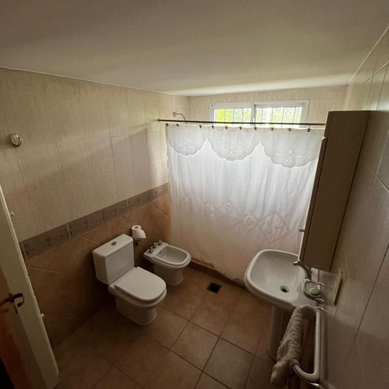 Casa privada con parque extenso, pileta, quincho, parilla y fogon - Casa de 2 dormitorios - 12