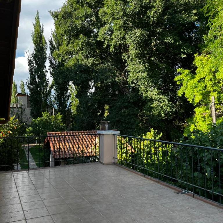 Casa privada con parque extenso, pileta, quincho, parilla y fogon - Casa de 2 dormitorios - 47
