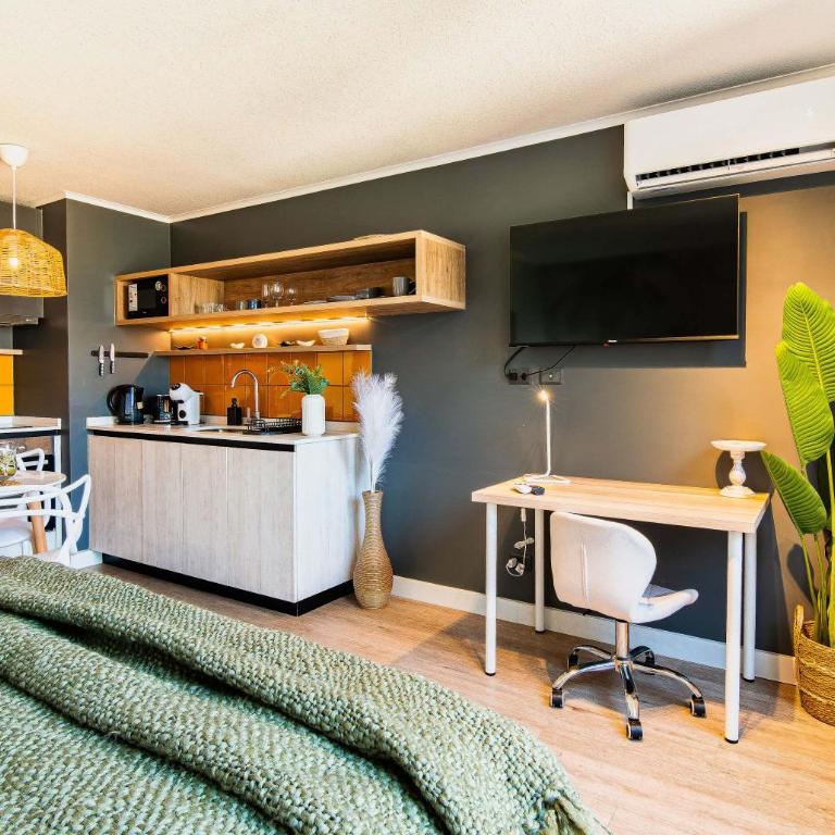 HOM I Metro Irarrazaval I Aire Acon I Wifi I Nunoa - Apartment - 4