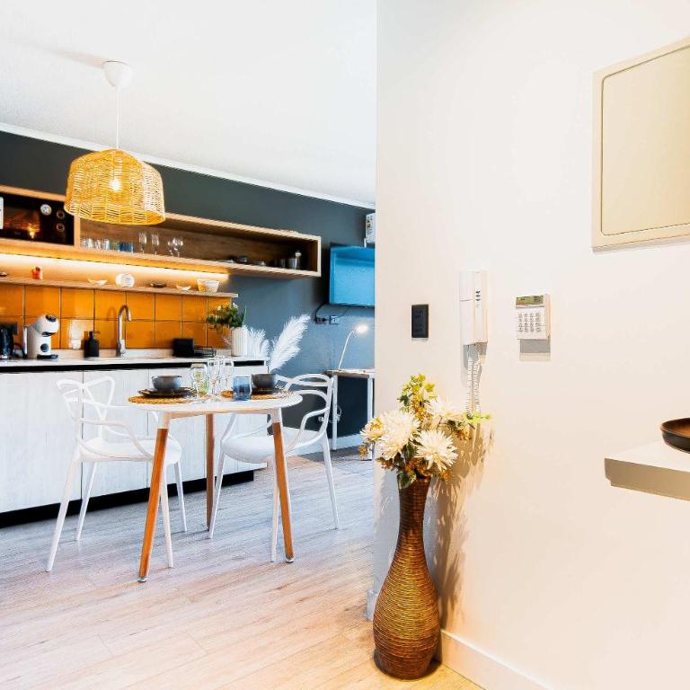 HOM I Metro Irarrazaval I Aire Acon I Wifi I Nunoa - Apartment - 36