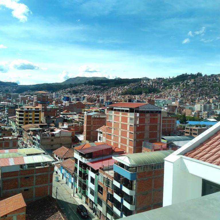 Cozy apartment in the heart of Cuzco - Three-Bedroom Apartment - 23
