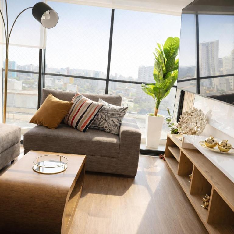 Apartamento moderno con balcón, parking y WiFi en zona céntrica de Lima - Apartamento de 3 dormitorios - 1