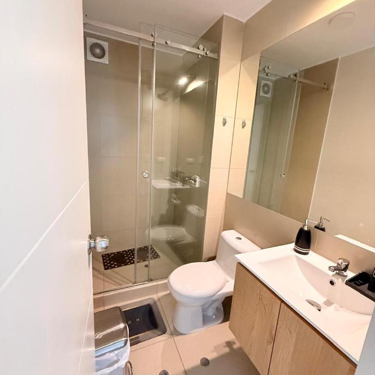 Apartamento moderno con balcón, parking y WiFi en zona céntrica de Lima - Apartamento de 3 dormitorios - 14
