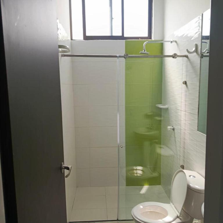 Finca en Chinauta con Piscina, Jacuzzi y zona BBQ - Casa con 1 dormitorio - 3