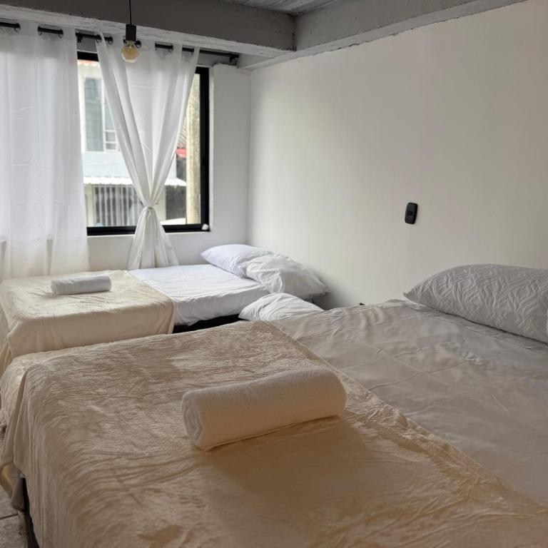 Complejo Turístico Habitaciones Armenia Quindio - Triple Room - 1