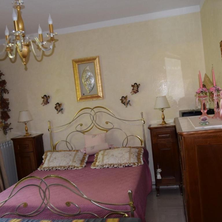 Queen's Luxurious House - Camera Tripla Standard - 19