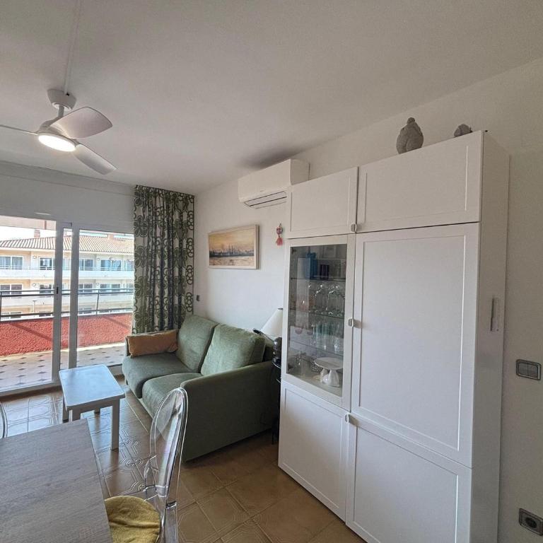 Apartamento en Primera Línea con Piscina y Vistas al Mar - L’Estartit - ES-323-3 - Apartment - 14