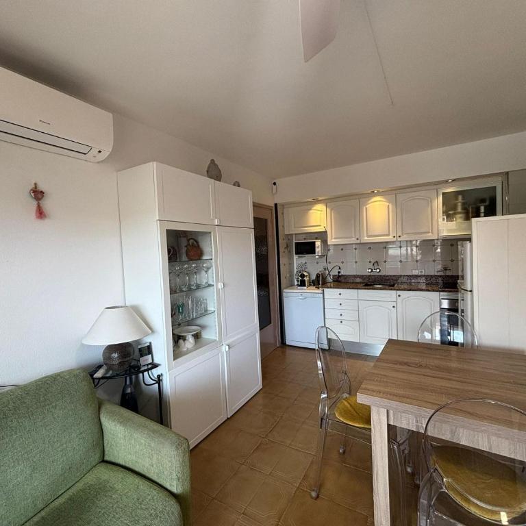 Apartamento en Primera Línea con Piscina y Vistas al Mar - L’Estartit - ES-323-3 - Apartment - 15