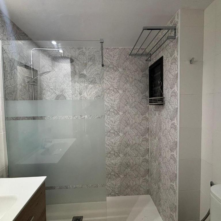 Apartamento en Primera Línea con Piscina y Vistas al Mar - L’Estartit - ES-323-3 - Apartment - 17