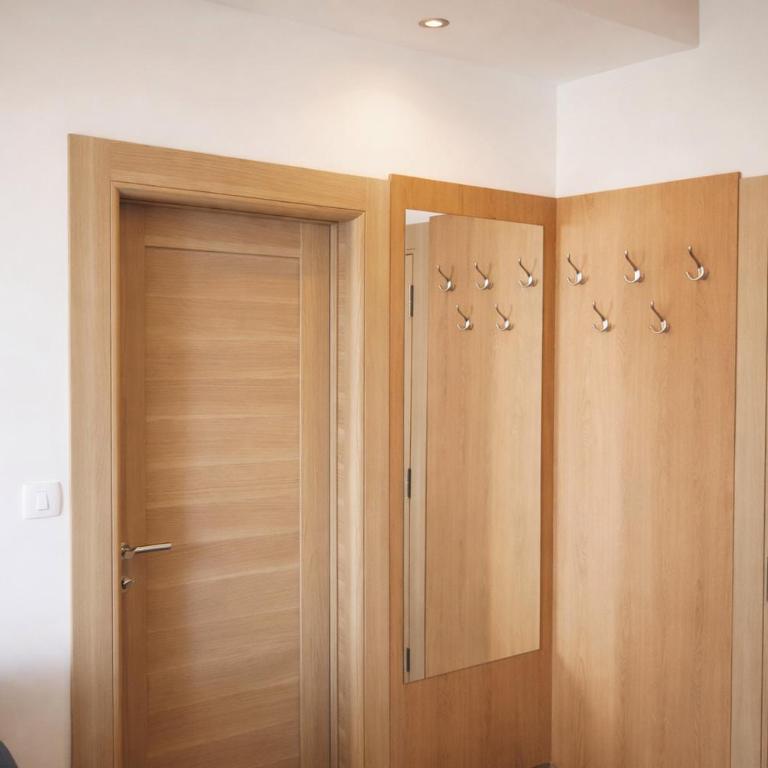 Wendy - One-Bedroom Apartment with Balcony - 21